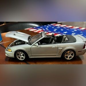 Di-Cast 1:18 Maisto Ford Mustang 2003 SVT Cobra